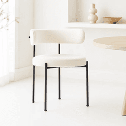 Silla Teddy de Tela con Patas Metálicas Negras - Crema